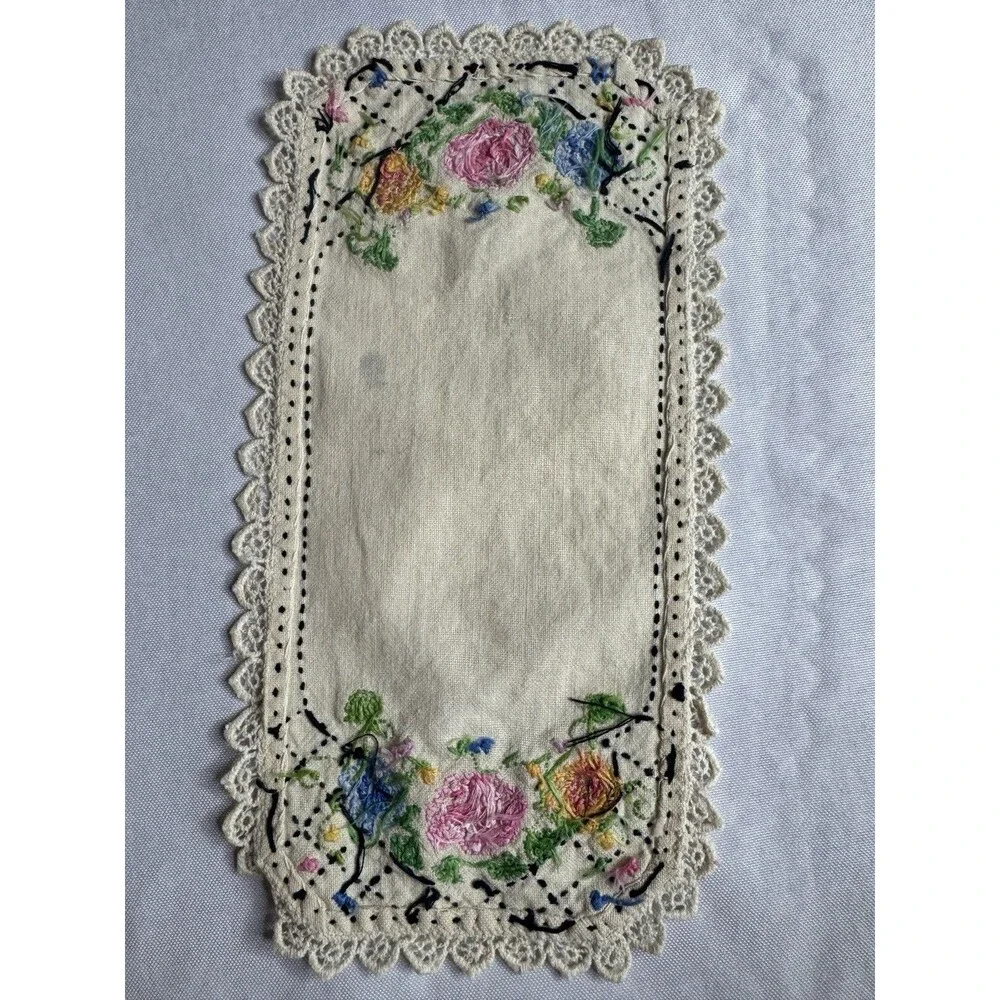 Vintage Hand Embroidered Linen Dresser Scarf Lace Trim Floral Roses Cottagecore